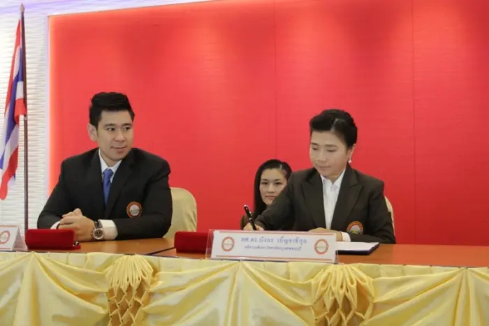 พิธีลงนามบันทึกข้อตกลงความร่วมมือทางวิชาการ ระหว่างคณะกรรมการโอลิมปิกแห่งประเทศไทย ในพระบรมราชูปถัมภ์ กับ มหาวิทยาลัยกรุงเทพธนบุรี